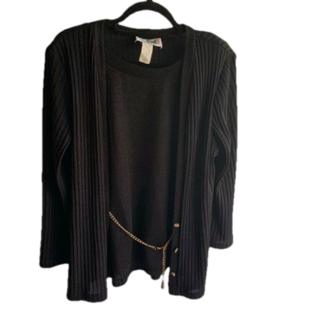 Vintage Rare Olivia Rose one piece cardigan set measures like a medium.   1980’s